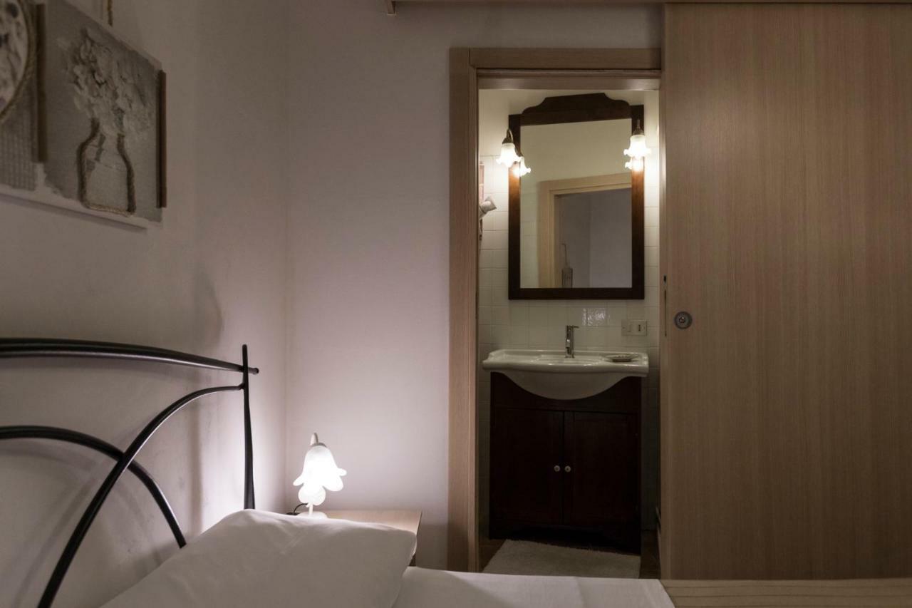 La Casa In Pietra Lejlighed Villa Santa Maria  Eksteriør billede